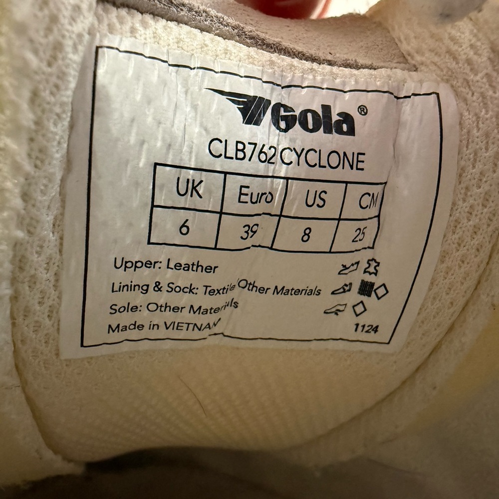 Gola Beige Suede Trainers with White Stripes and Black Heel women’s 8 - Picture 6 of 6